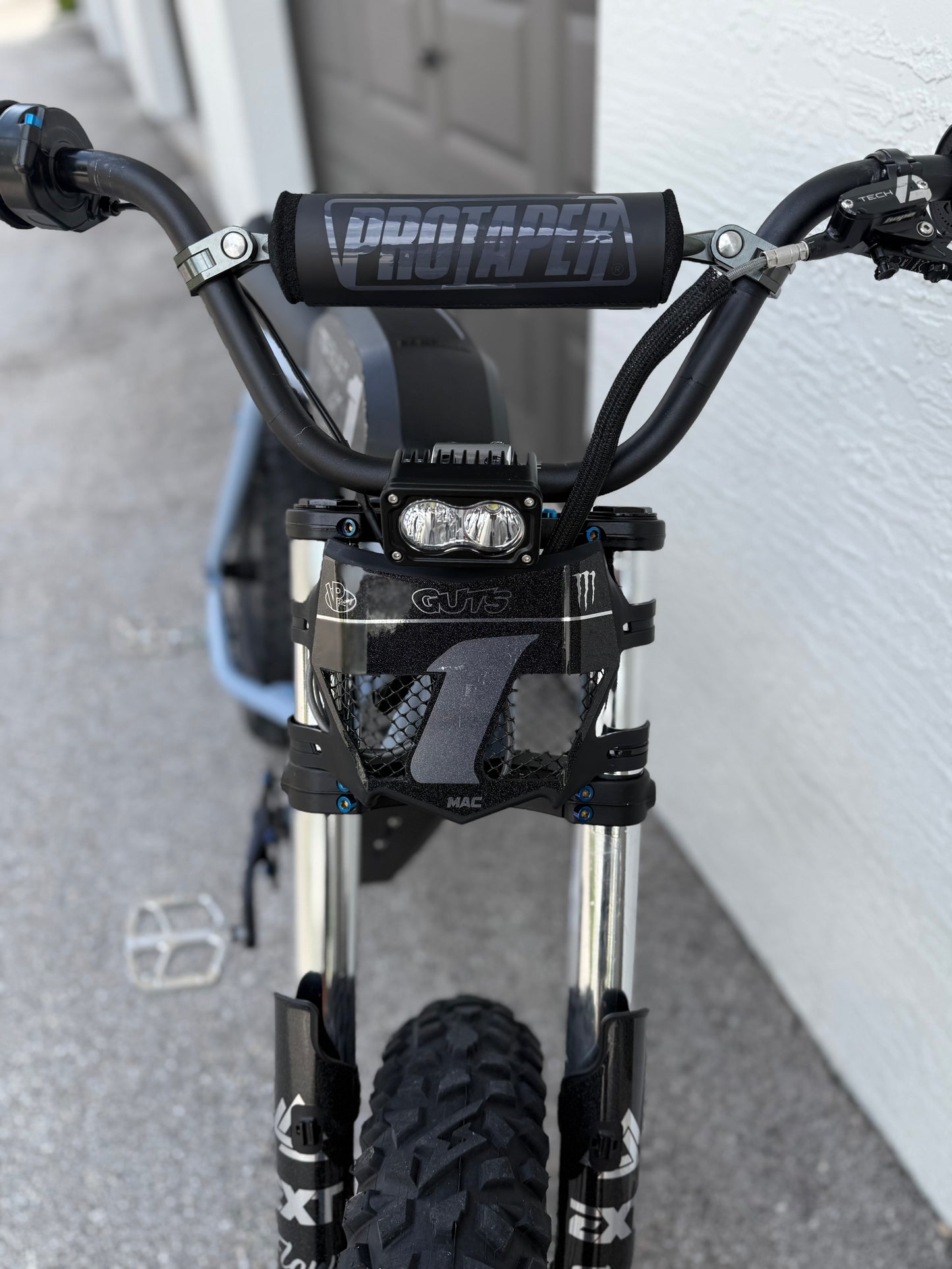 All black pro taper bar pad