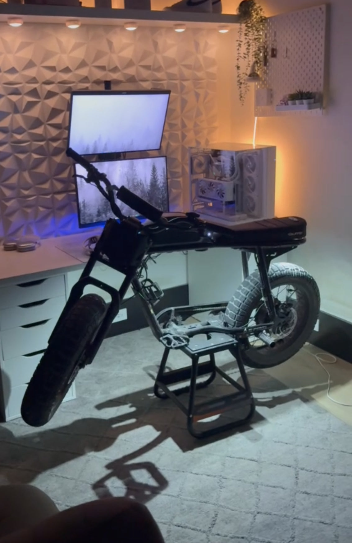 Plug and play Rock light