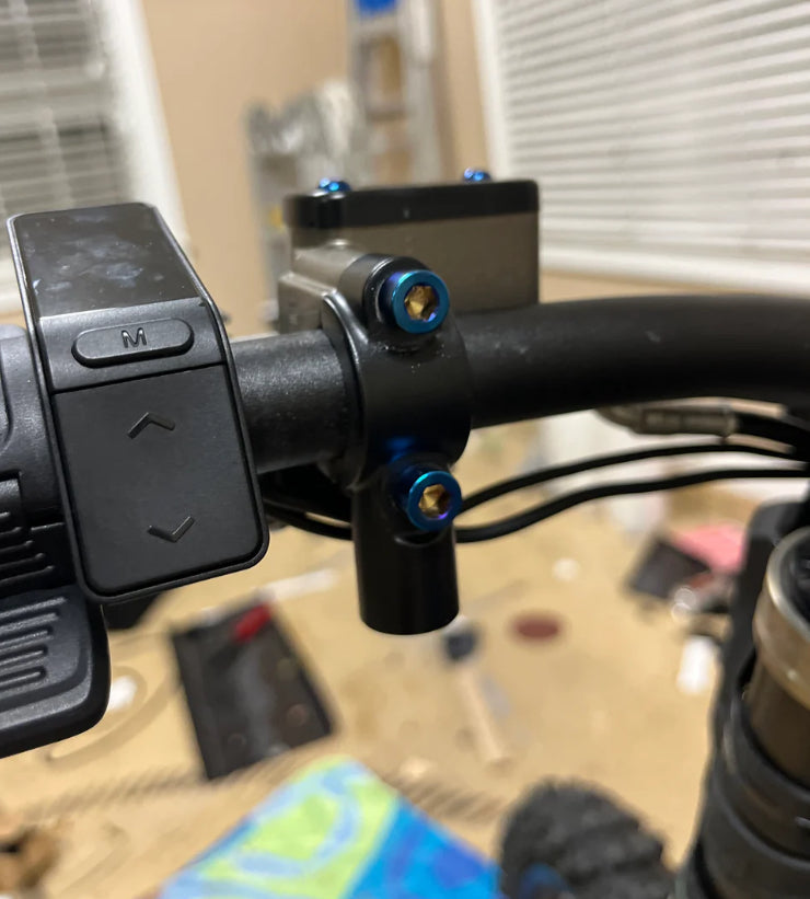 Ultra Bee hand brake titanium bolts